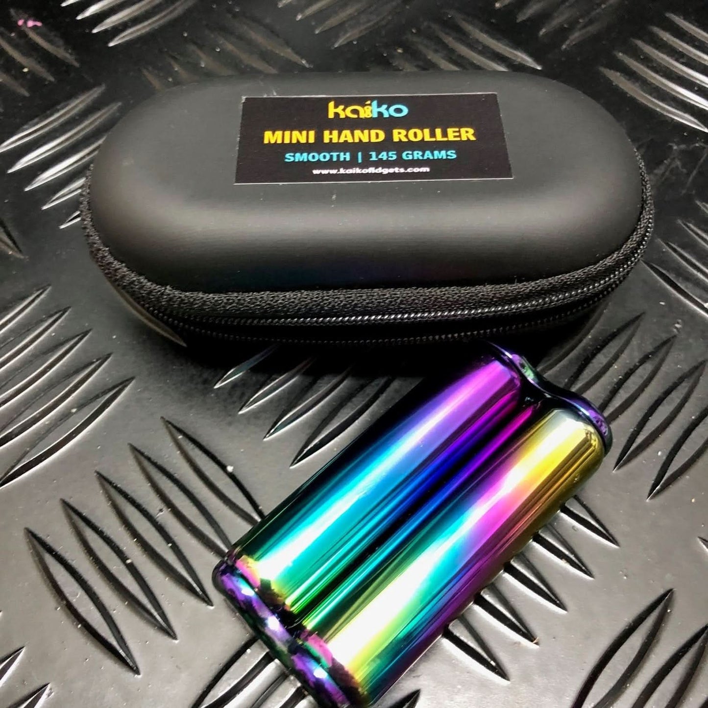 Kaiko 145g Mini Hand Roller in Smooth Oil Slick finish with black carry case for sensory balance